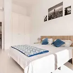 Big Tauro With Private Heated Saltwater Pool & Jacuzzi & Bbq & Game & Arcade Games *