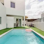 Big Tauro With Private Heated Saltwater Pool & Jacuzzi & Bbq & Game & Arcade Games Villa *