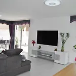 Big Tauro With Private Heated Saltwater Pool & Jacuzzi & Bbq & Game & Arcade Games Villa