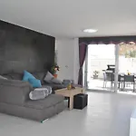 Villa Big Tauro With Private Heated Saltwater Pool & Jacuzzi & Bbq & Game & Arcade Games *
