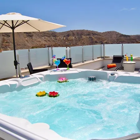 Big Tauro With Private Heated Saltwater Pool & Jacuzzi & Bbq & Game & Arcade Games * Mogán