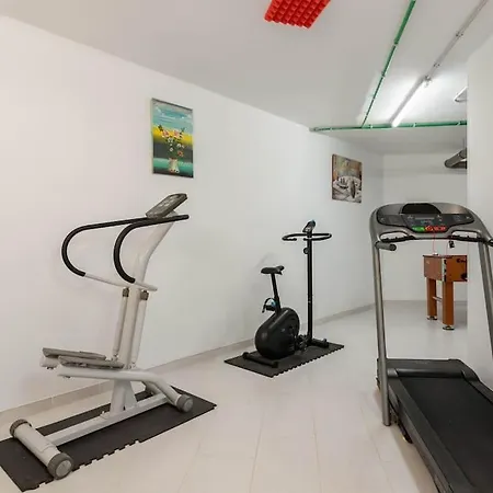 Villa Big Tauro With Private Heated Saltwater Pool & Jacuzzi & Bbq & Game & Arcade Games Mogan