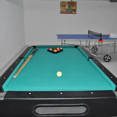 Big Tauro With Private Heated Saltwater Pool & Jacuzzi & Bbq & Game & Arcade Games *
