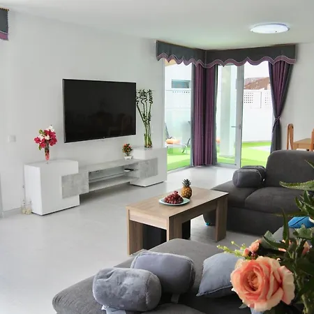 Big Tauro With Private Heated Saltwater Pool & Jacuzzi & Bbq & Game & Arcade Games * Mogan